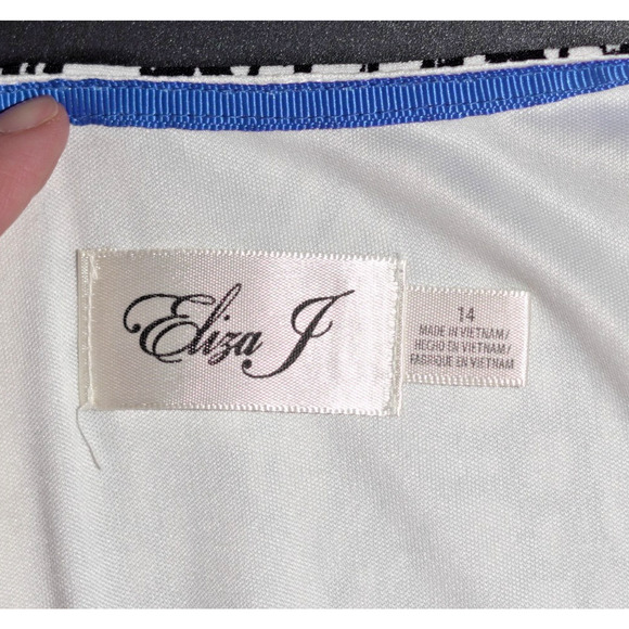 Eliza J Shift Dress Sz 14 Eclectic Print with Striped Trim Gold Zip Short Sleeve - Picture 3 of 16